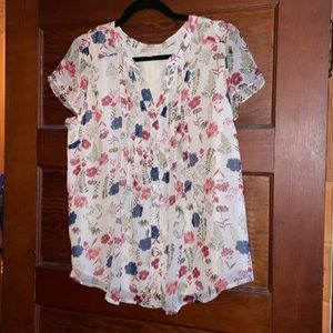 Skies are Blue floral top